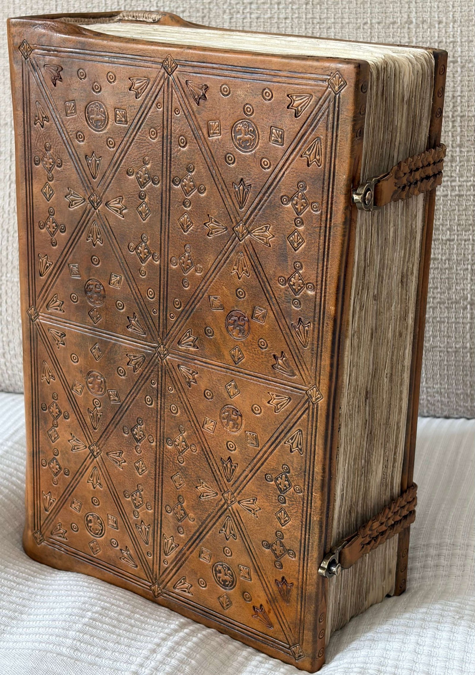 Византијски повез, Празнични минеј Божидара Вуковића, 1538